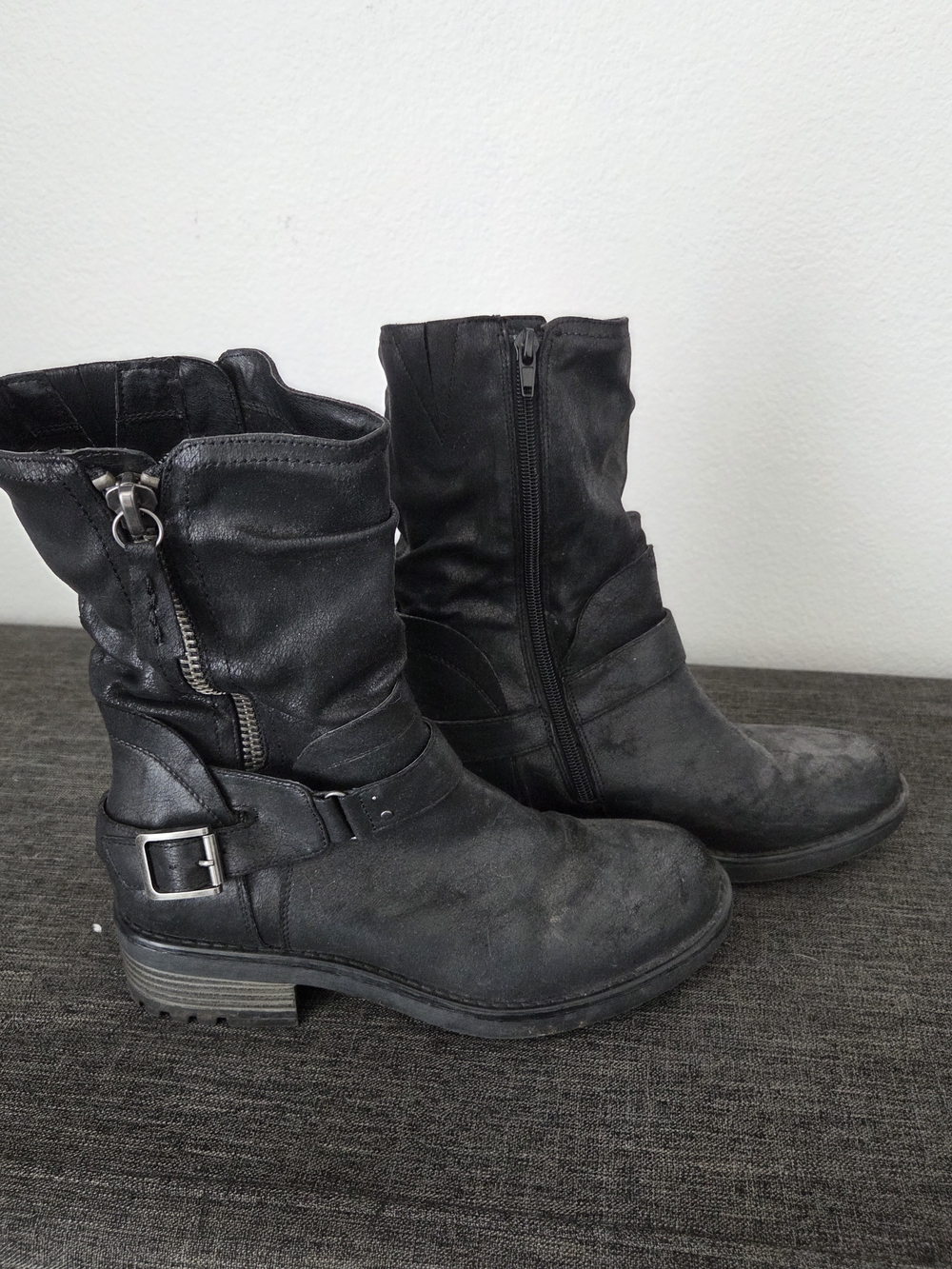 Fergie Men's Black Boot - Rugged Sole